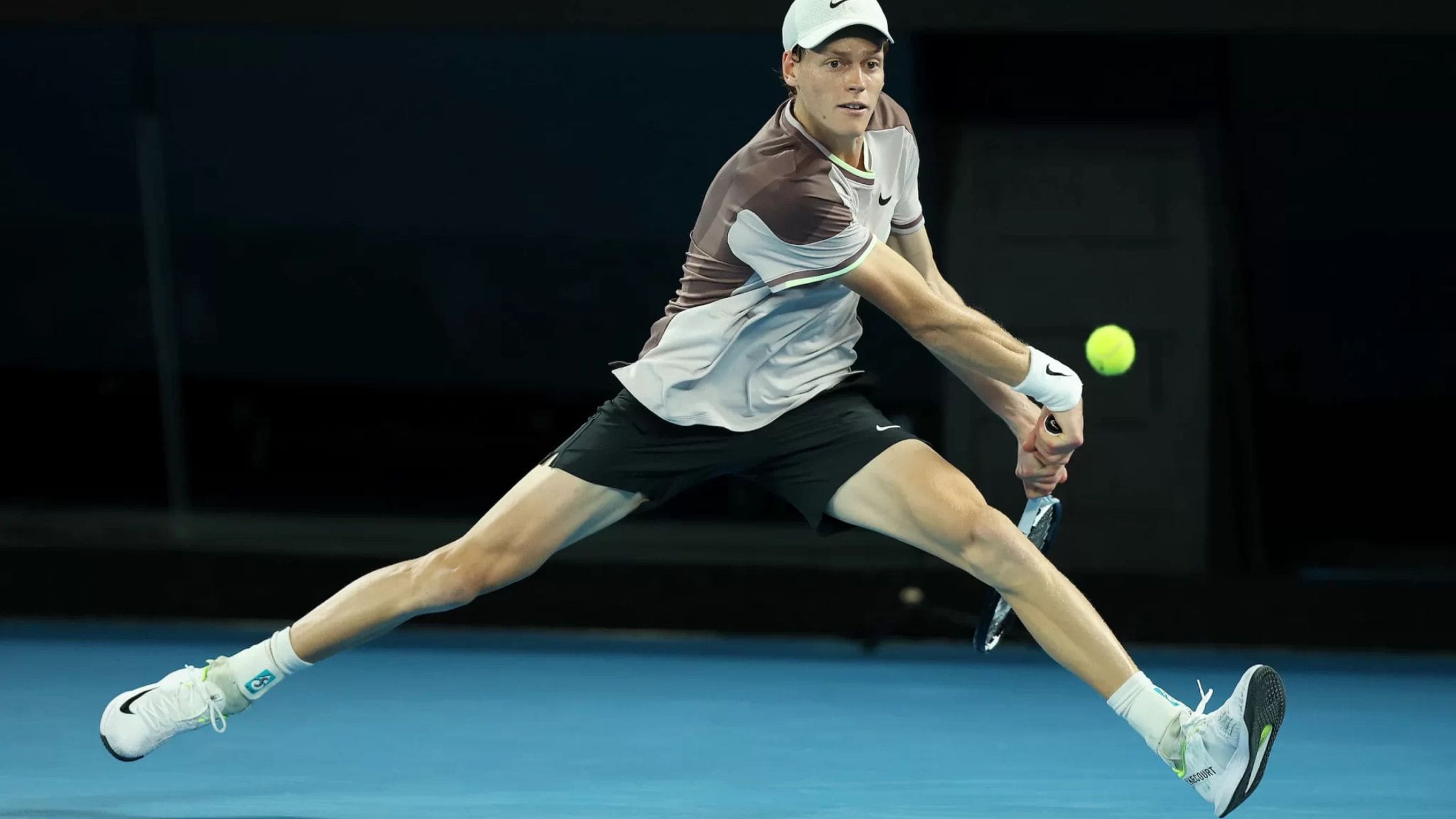 Jannik Sinner - Dalle piste alpine ai campi da tennis